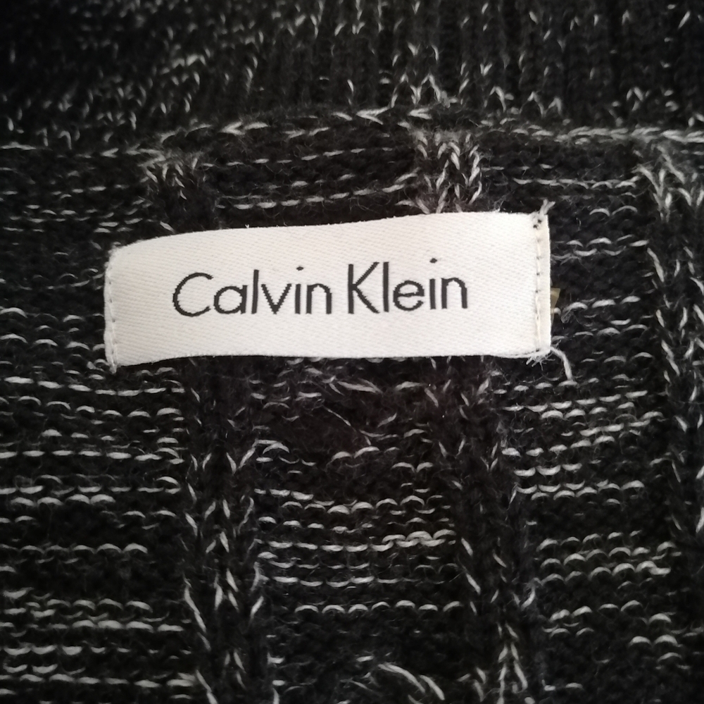 Calvin Klein M - Picture 7 of 7